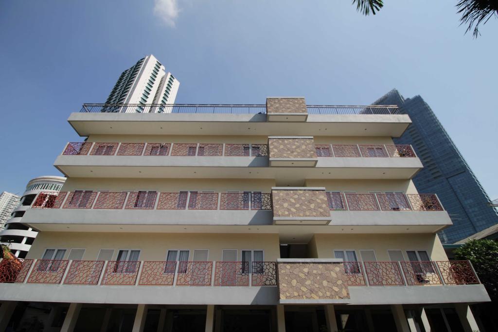 Guest house Reddoorz @ Karet Pedurenan 4