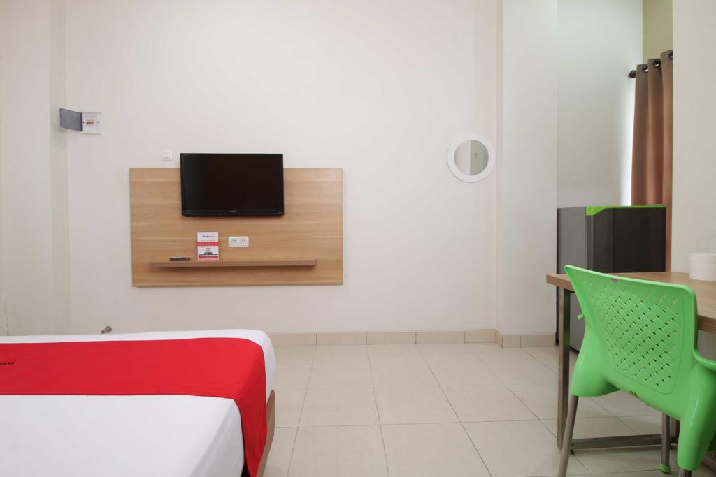 Reddoorz @ Karet Pedurenan 4 Guest house Jakarta